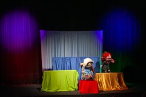 Śremski ośrodek kultury spektakl ,,karola i przyjaciele każdy coś ma!'' 11