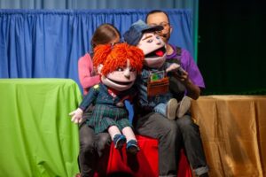 Śremski ośrodek kultury spektakl ,,karola i przyjaciele każdy coś ma!'' 6